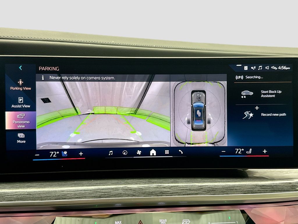 Thumbnail: 2025 BMW i7 - 15