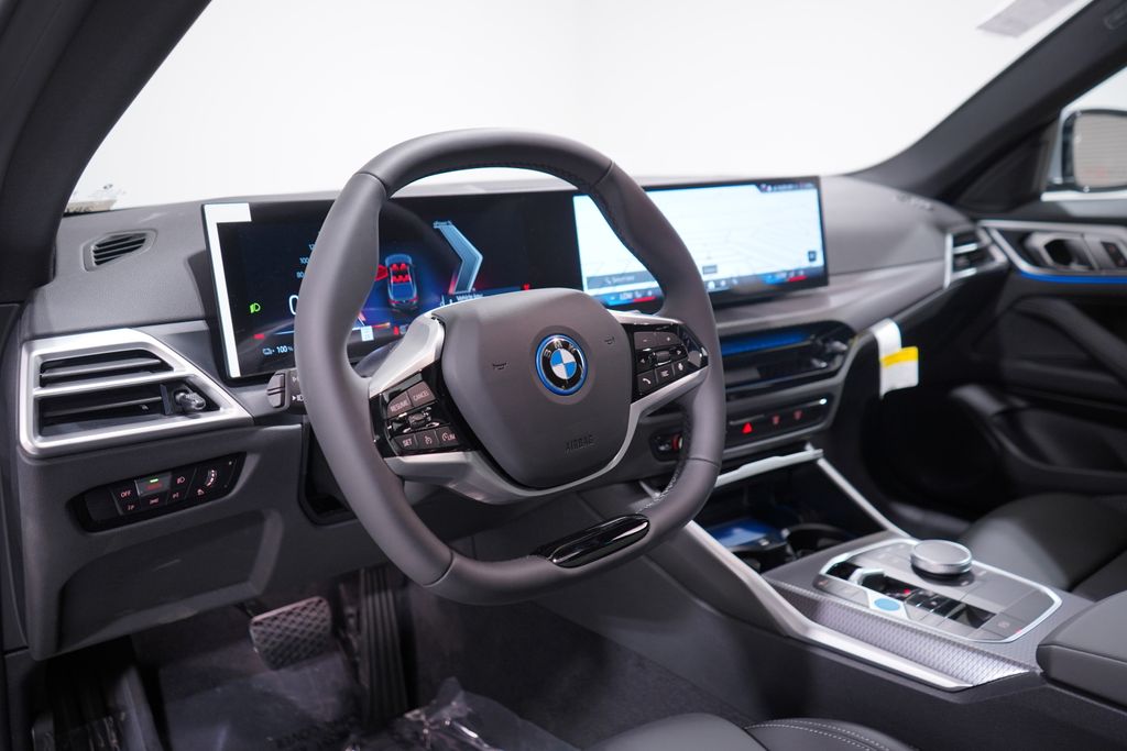 2025 BMW i4 eDrive40 6