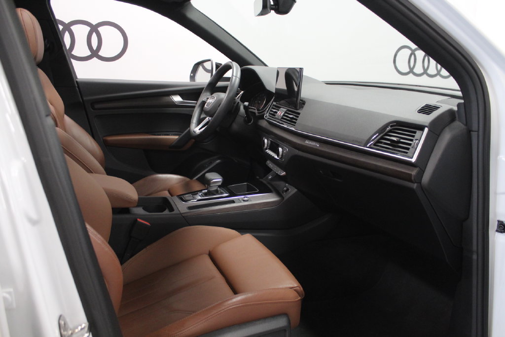 Thumbnail: 2024 Audi Q5 - 24