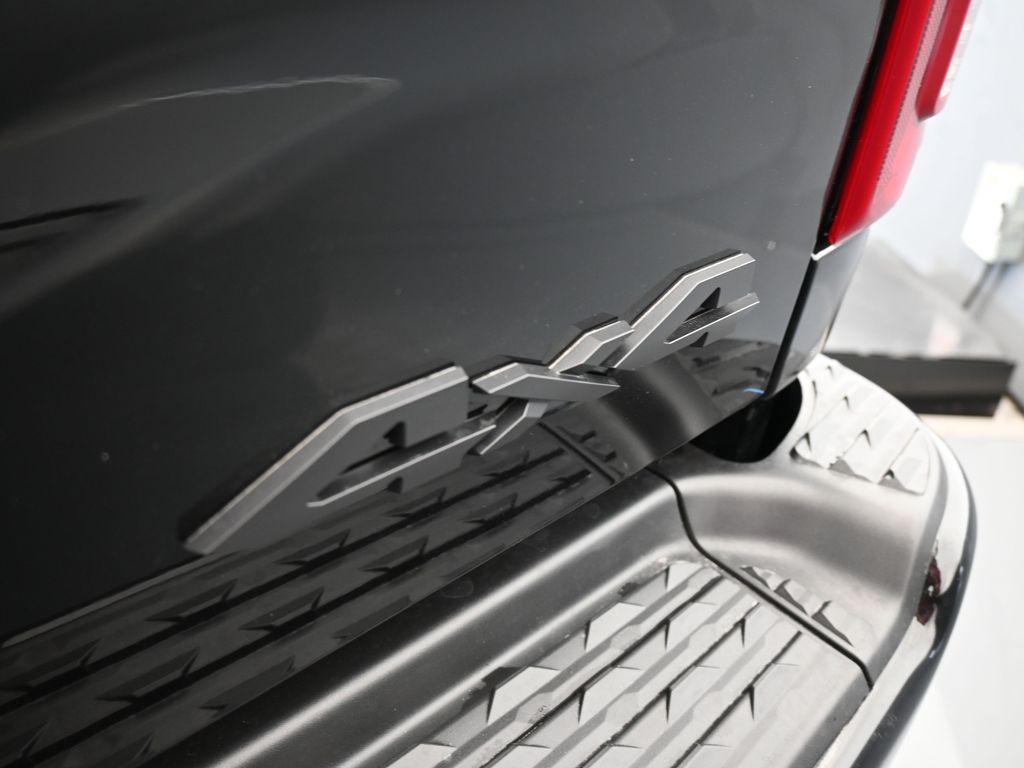 New 2026 Diamond Black Crystal Pearlcoat Ram Laramie image 46