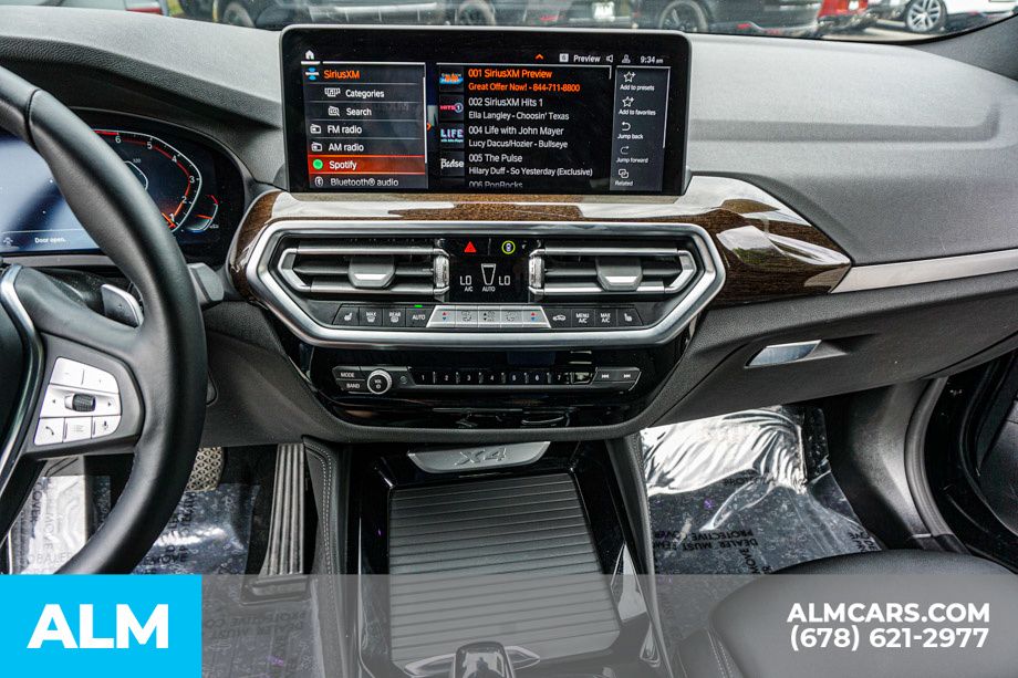 Used 2025 Black BMW xDrive30i image 38