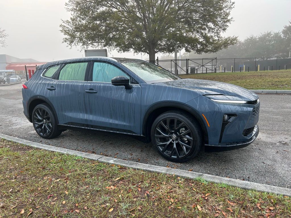 Thumbnail: 2025 Toyota Crown Signia - 7