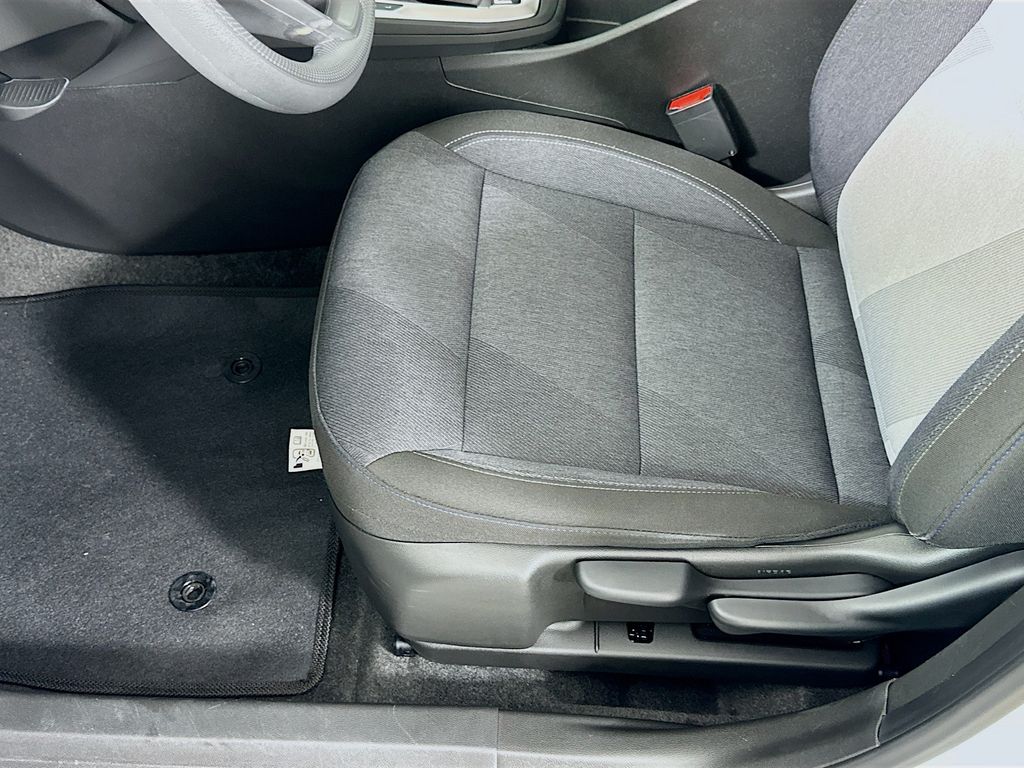 Thumbnail: 2025 Chevrolet Trax - 19