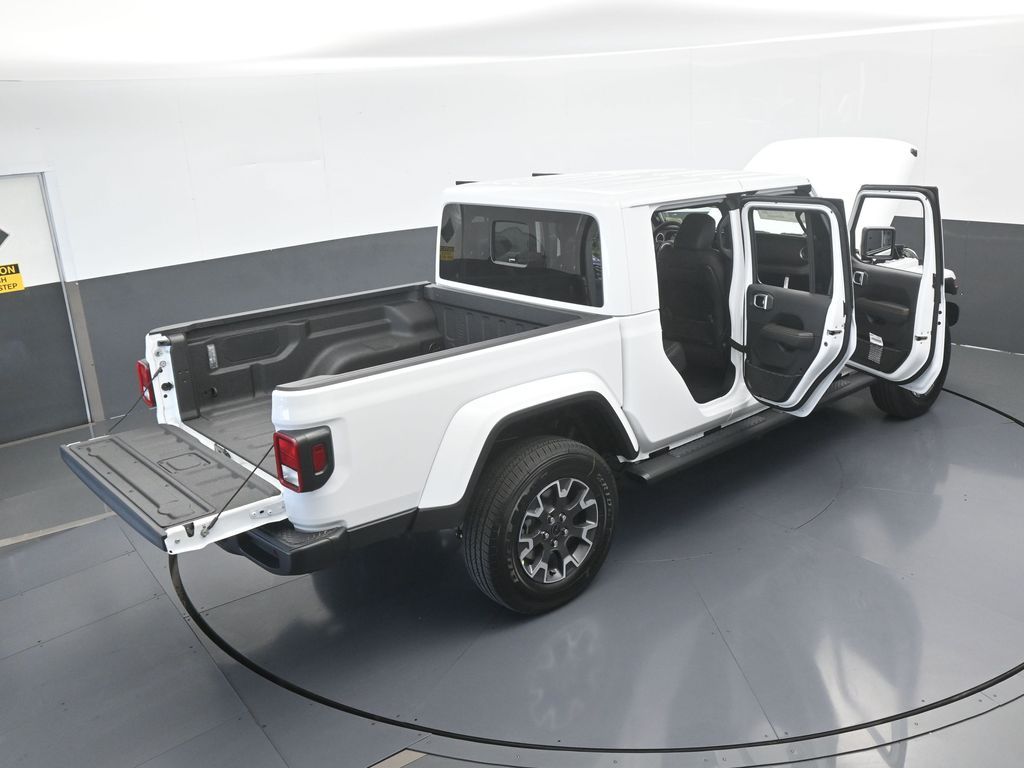 New 2026 Bright White Clearcoat Jeep Sahara image 64