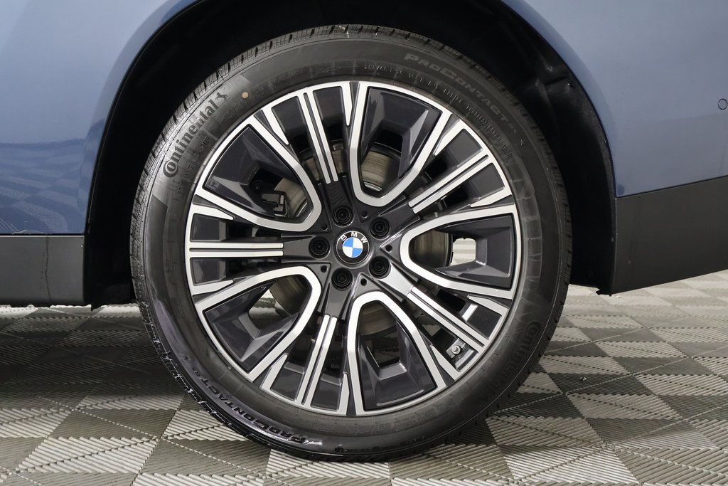 Thumbnail: 2026 BMW X3 - 10