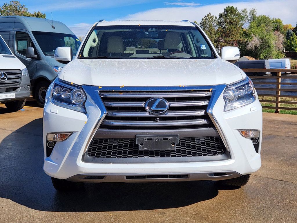 2018 Lexus GX 460 Luxury 2