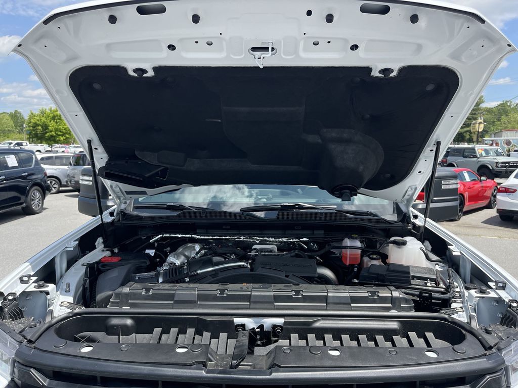 2025 Chevrolet Silverado 3500HD Work Truck photo