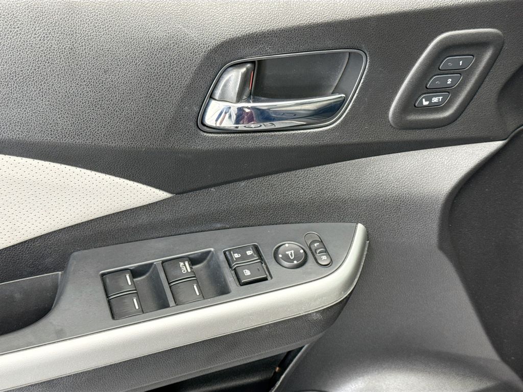 Thumbnail: 2015 Honda CR-V - 22