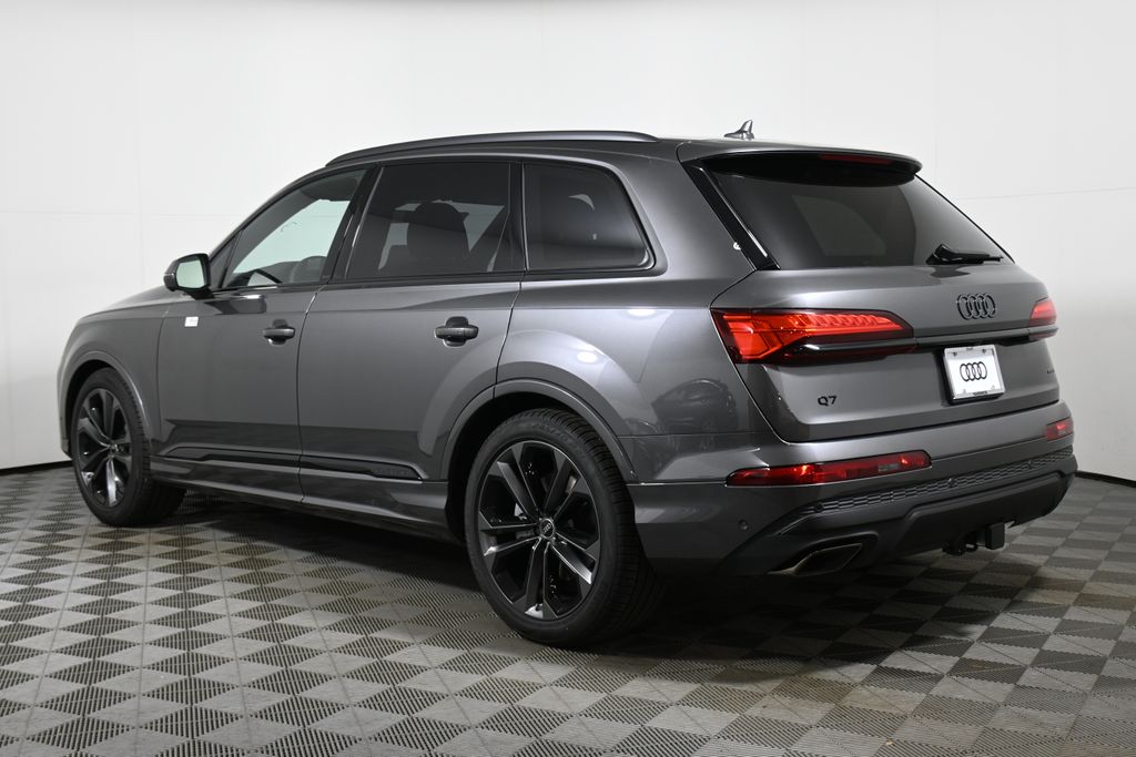 Thumbnail: 2026 Audi Q7 - 5
