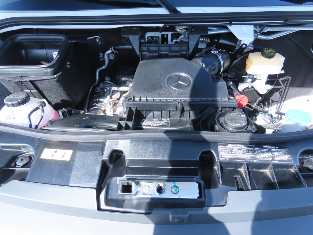 Thumbnail: 2025 Mercedes-Benz Sprinter - 27