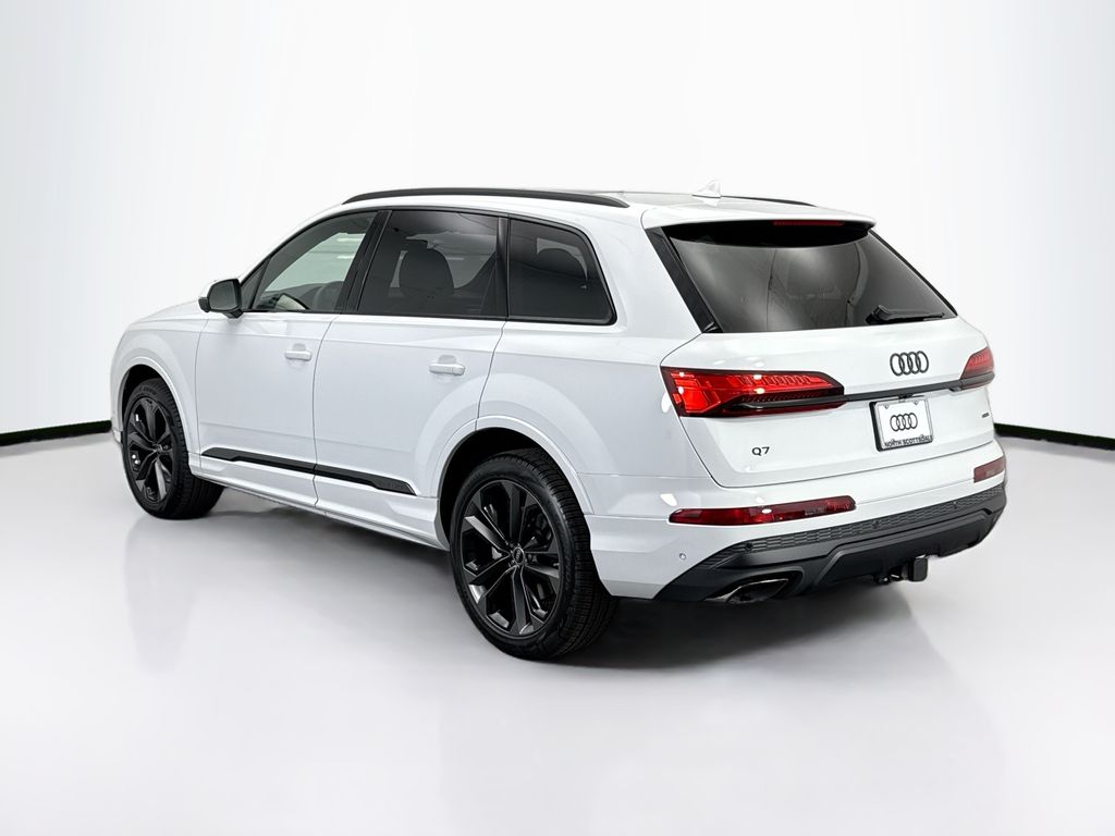 Thumbnail: 2026 Audi Q7 - 7