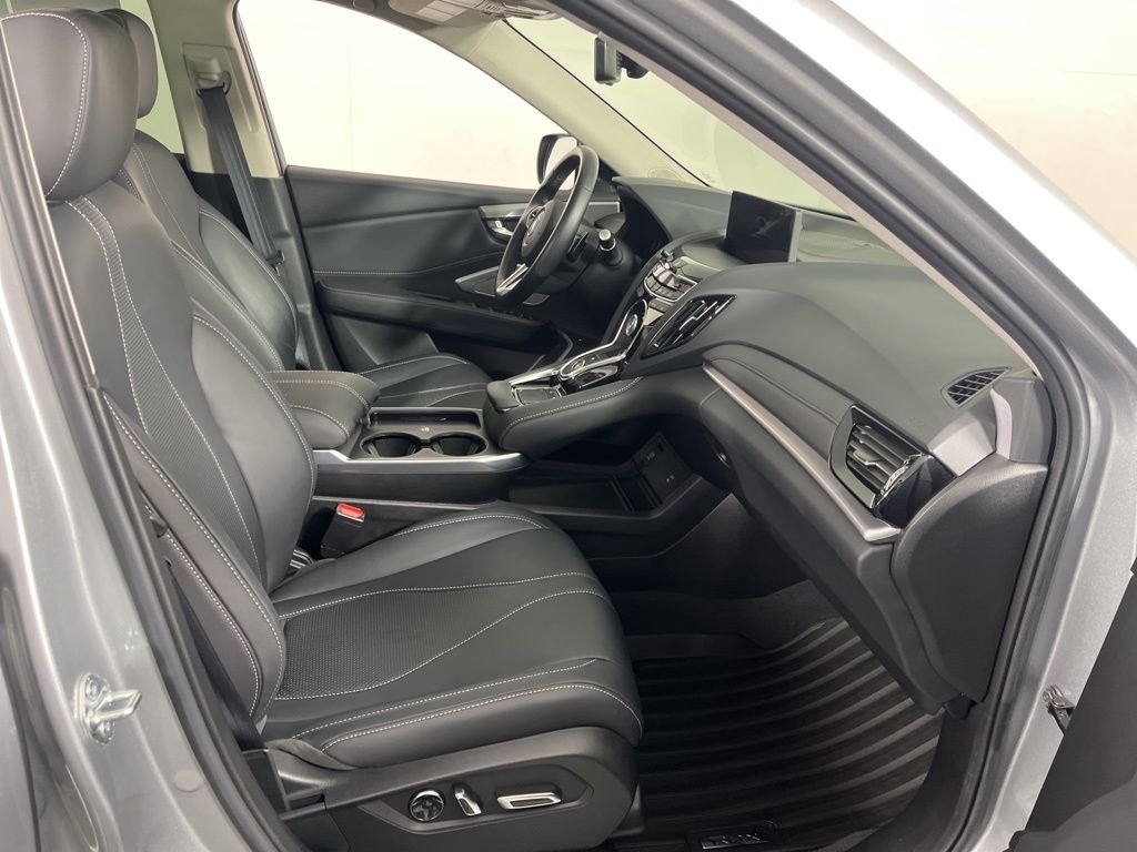 Thumbnail: 2025 Acura RDX - 8