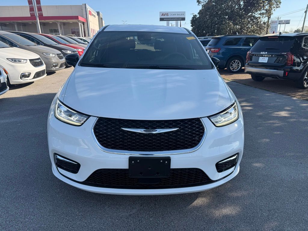 Bright White Clearcoat 2025 Chrysler Pacifica Select FWD Minivan Front-Wheel Drive 9-Speed Automatic