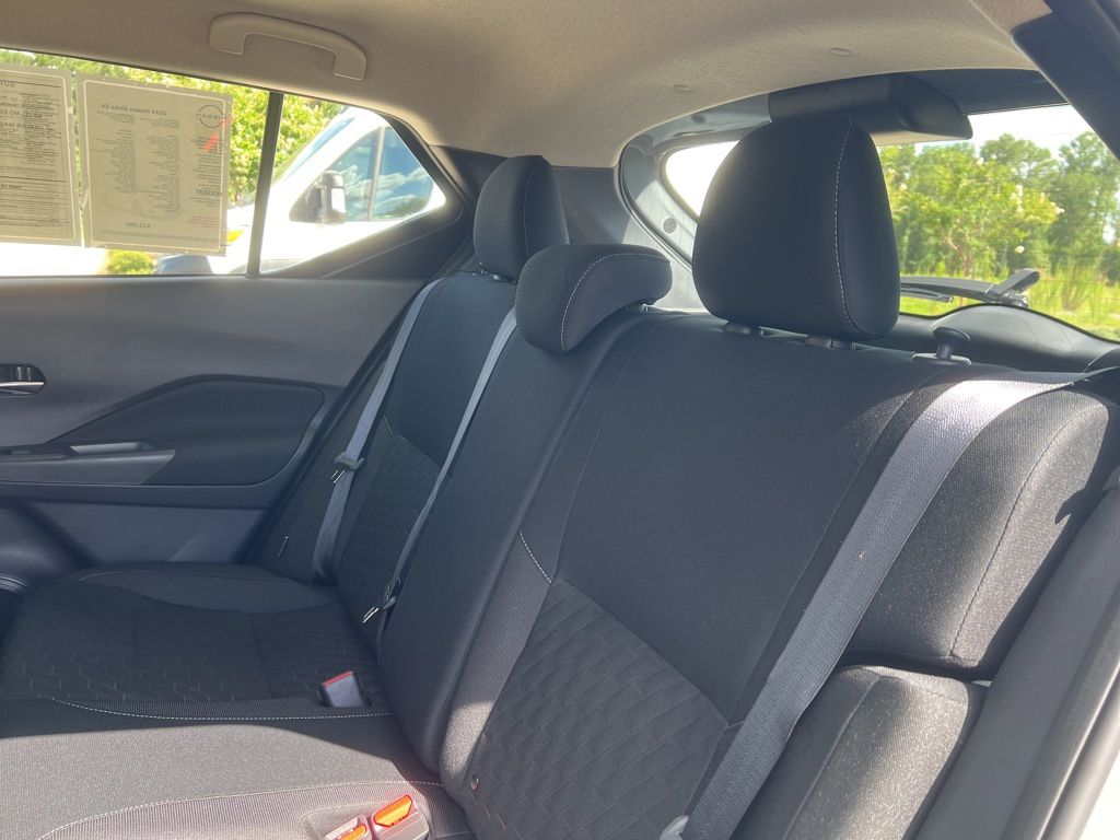 2024 Boulder Gray Pearl Nissan Kicks SV FWD SUV
