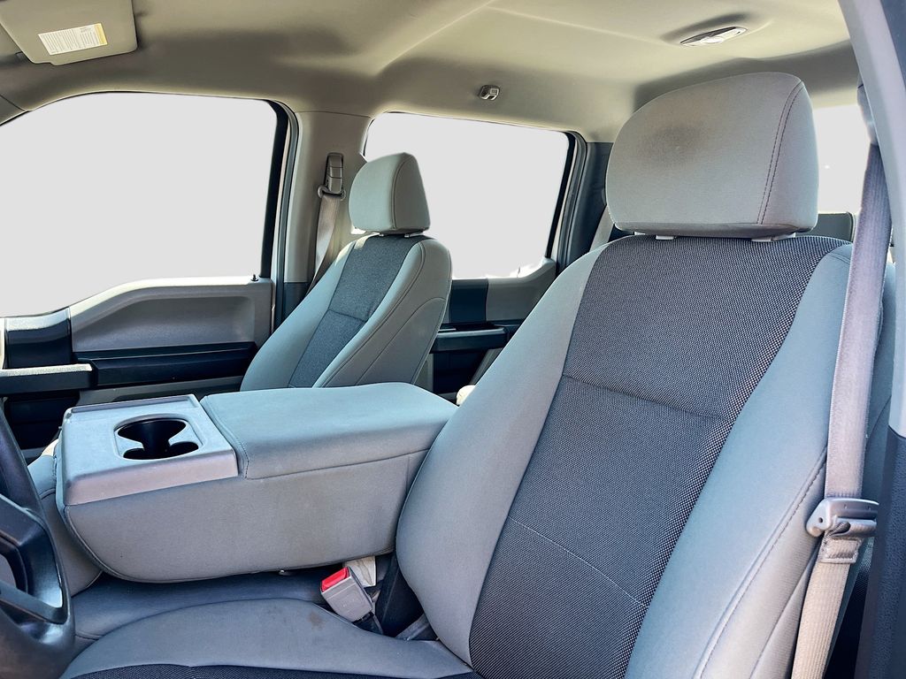 Used 2019 White Ford XL image 20