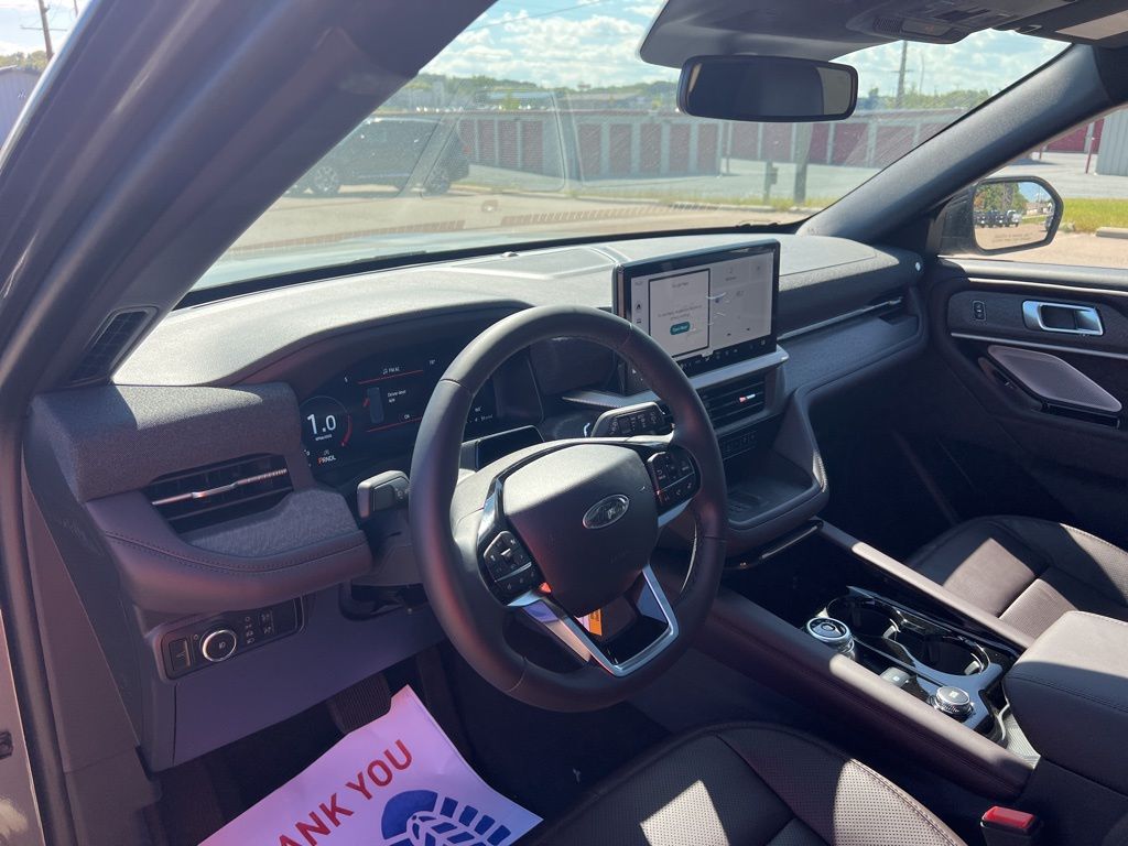 2025 Ford Explorer