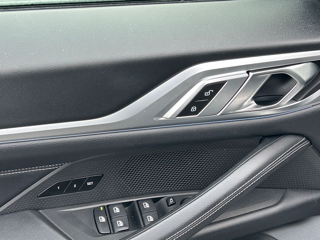 Thumbnail: 2023 BMW i4 - 12