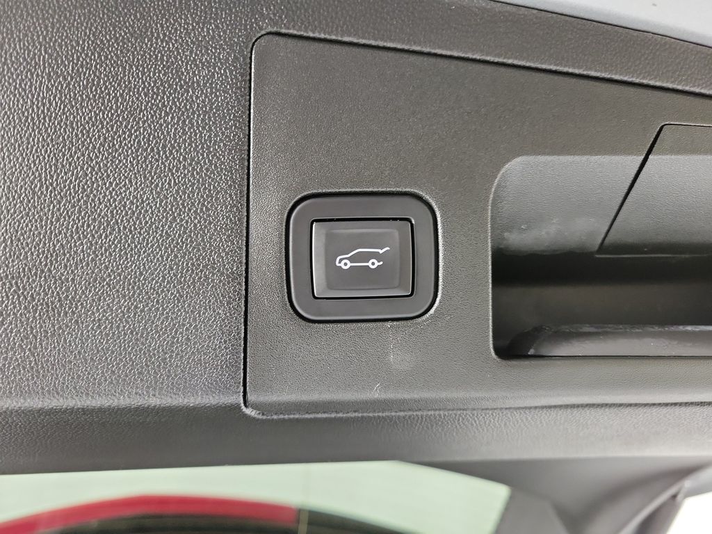 2024 Cadillac XT5 Premium Luxury - 8