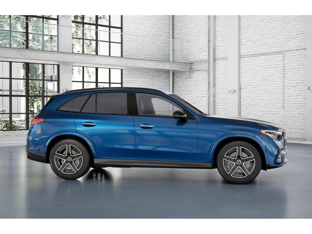 Thumbnail: 2026 Mercedes-Benz GLC - 15