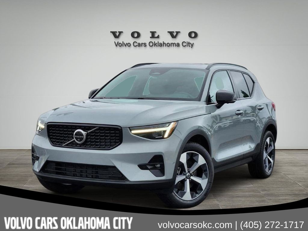 2026 Volvo XC40