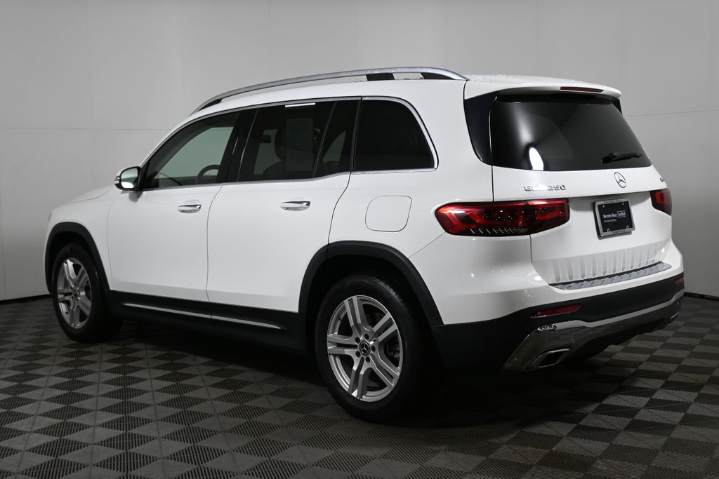 Thumbnail: 2022 Mercedes-Benz GLB - 5