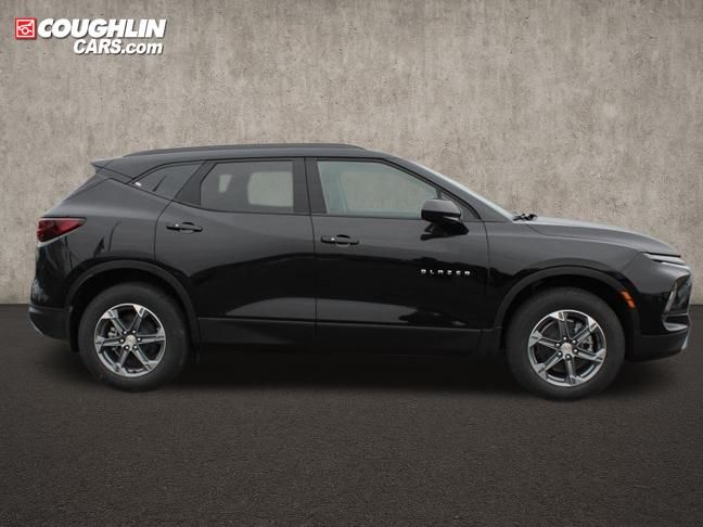 Black 2025 Chevrolet Blazer SUV / Crossover All-Wheel Drive 9-Speed Automatic Overdrive