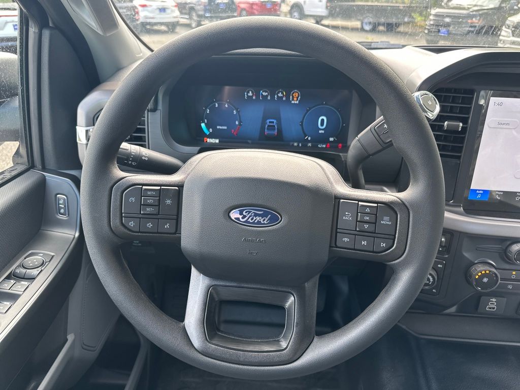 New 2025 Ford F-150 SuperCrew 5.5' Box XL