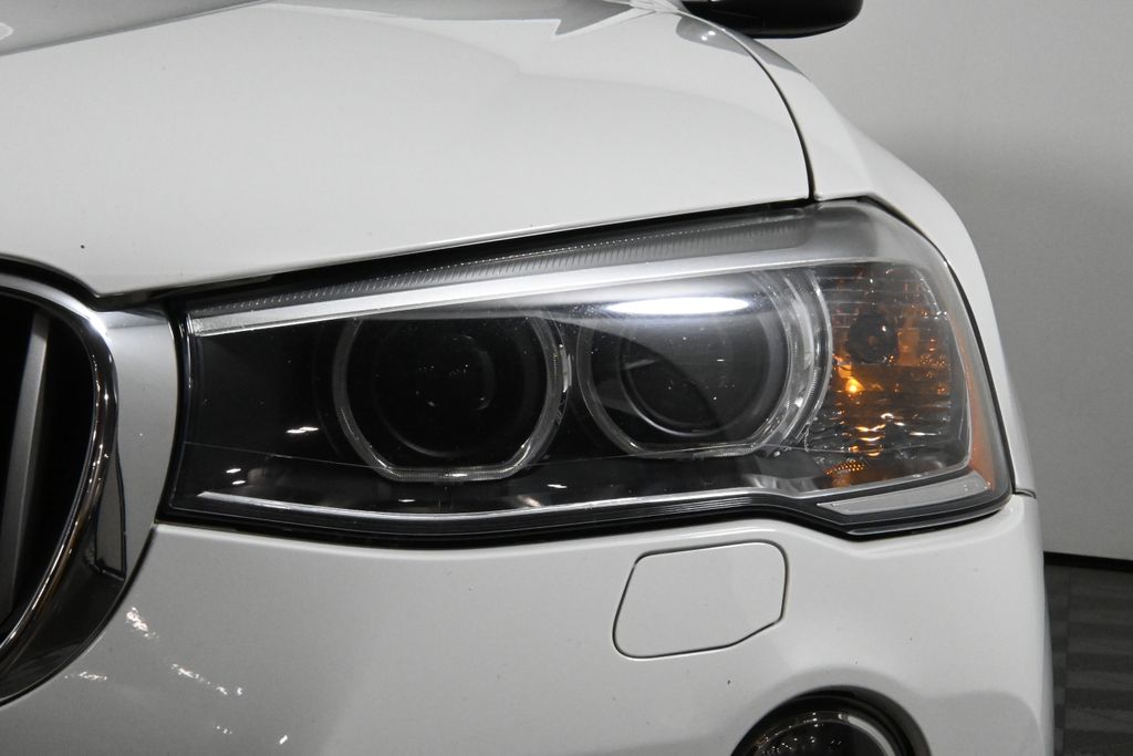 Thumbnail: 2017 BMW X3 - 11