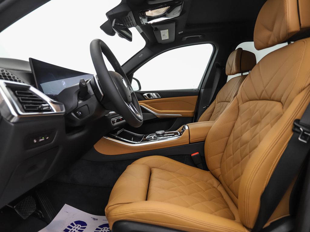 Thumbnail: 2026 BMW X5 - 11