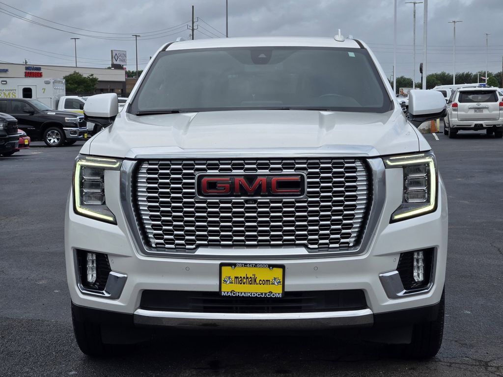 2021 GMC Yukon XL SLT White at Bayway Cadillac of The Woodlands