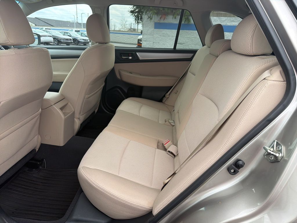 Thumbnail: 2017 Subaru Outback - 18