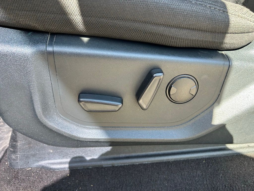 Thumbnail: 2020 Ford F-150 - 16