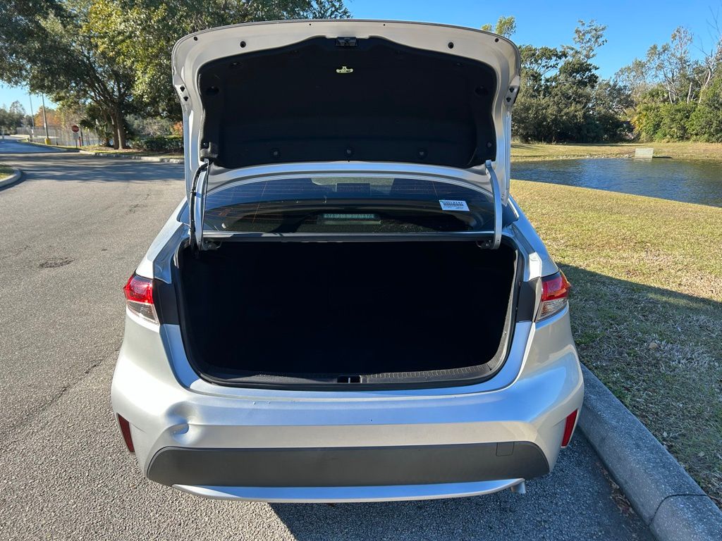 Thumbnail: 2022 Toyota Corolla - 10