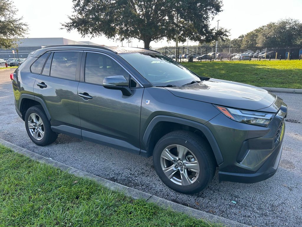 Thumbnail: 2022 Toyota RAV4 - 7