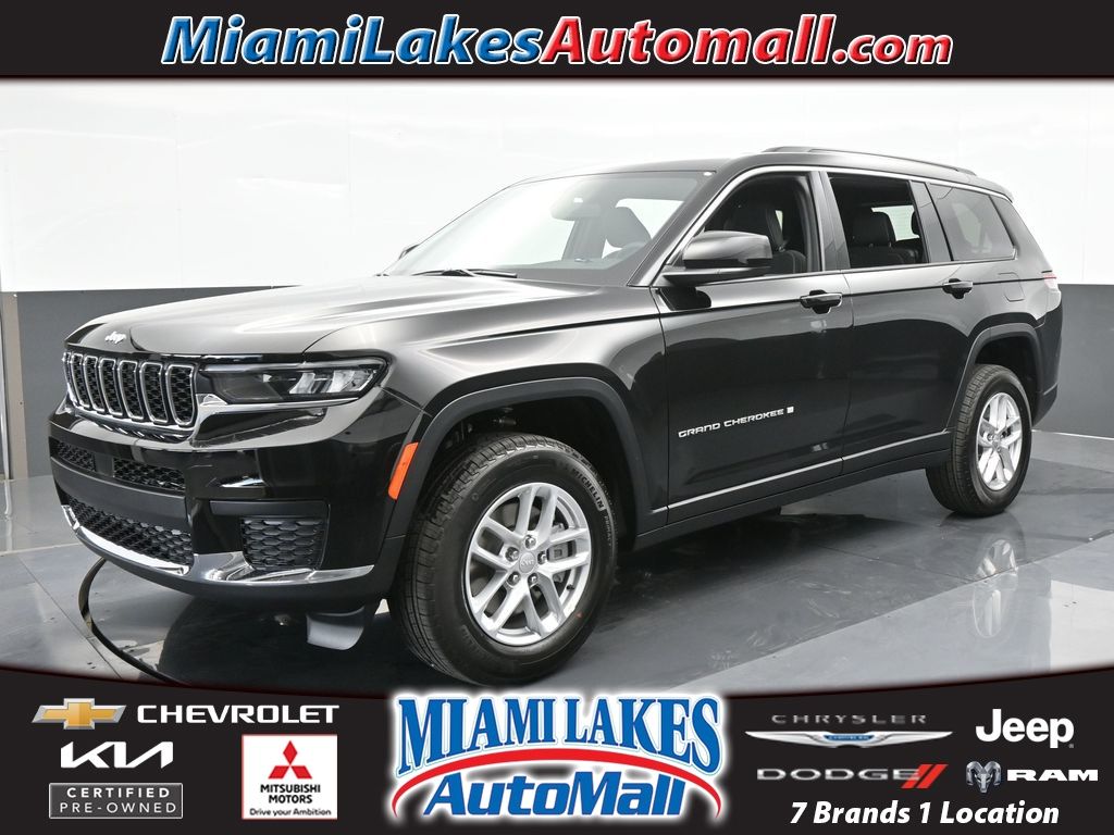 2024 Jeep Grand Cherokee L Laredo's photo