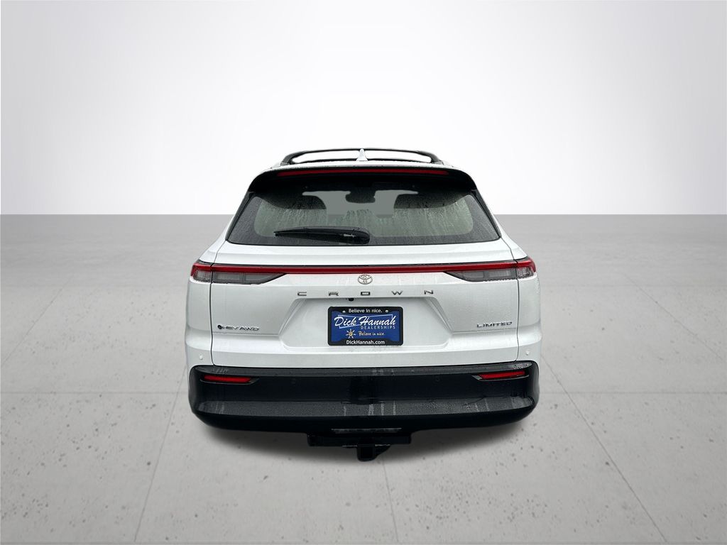 2025 Toyota Crown Signia Limited