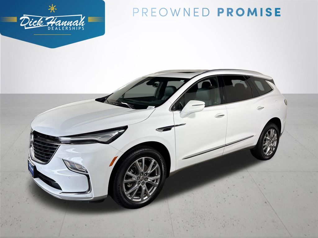 2023 Buick Enclave Essence