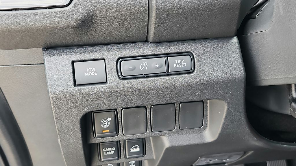 2025 Nissan Frontier