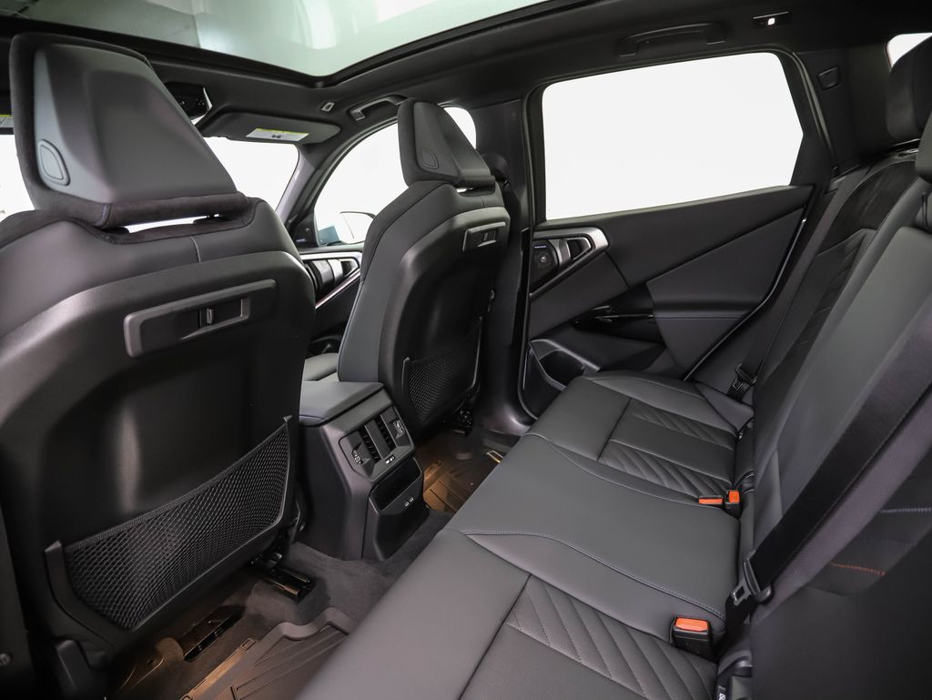 Thumbnail: 2026 BMW X3 - 21