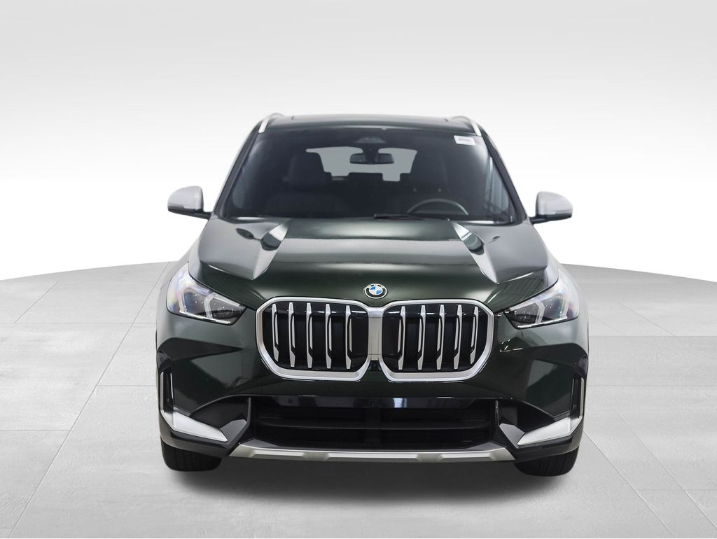 Thumbnail: 2023 BMW X1 - 8