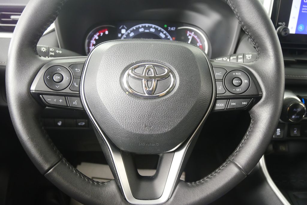 Thumbnail: 2023 Toyota RAV4 - 19