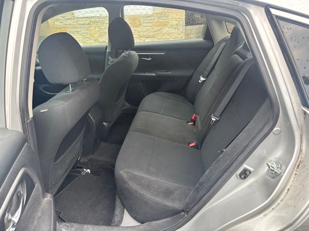 Used 2015 Silver Nissan 2.5 SV image 19