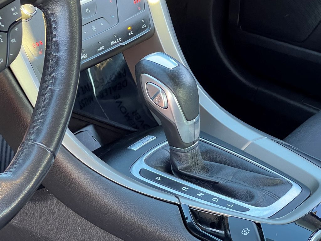 2013 Ford Fusion Hybrid SE