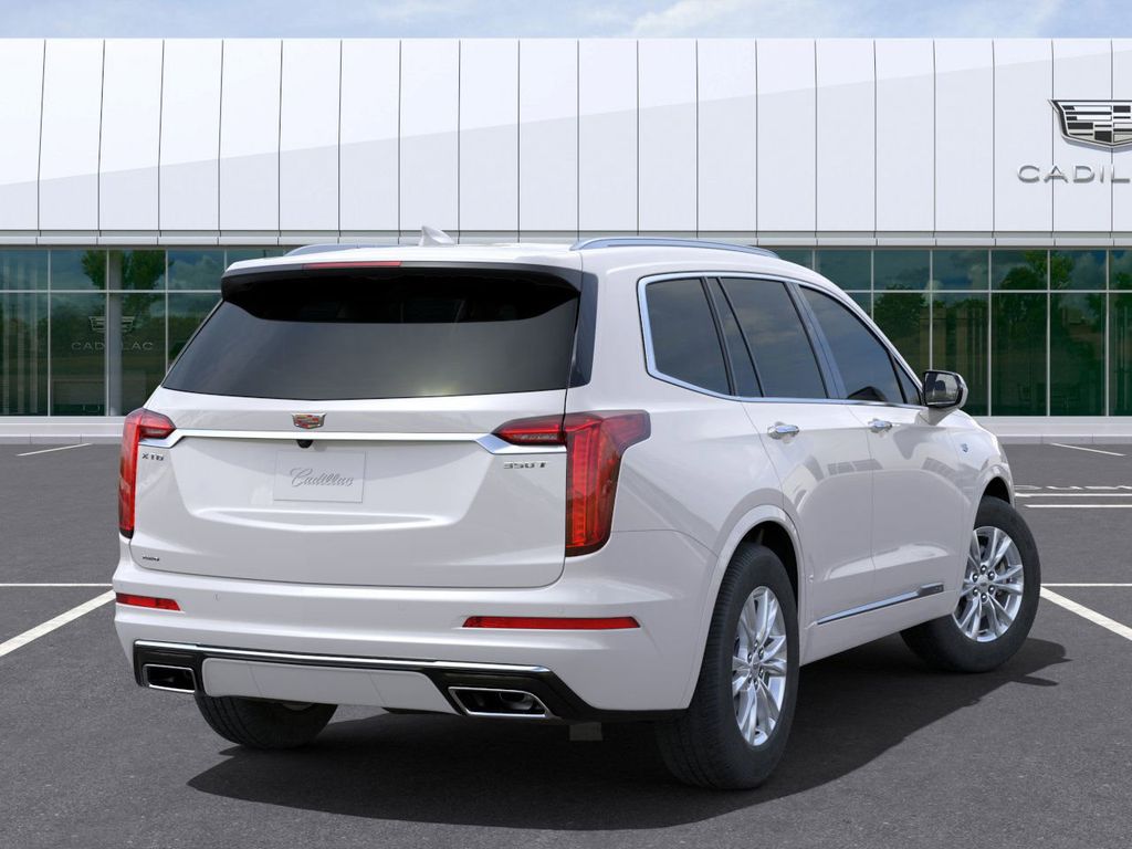 2025 Cadillac XT6 Luxury 4