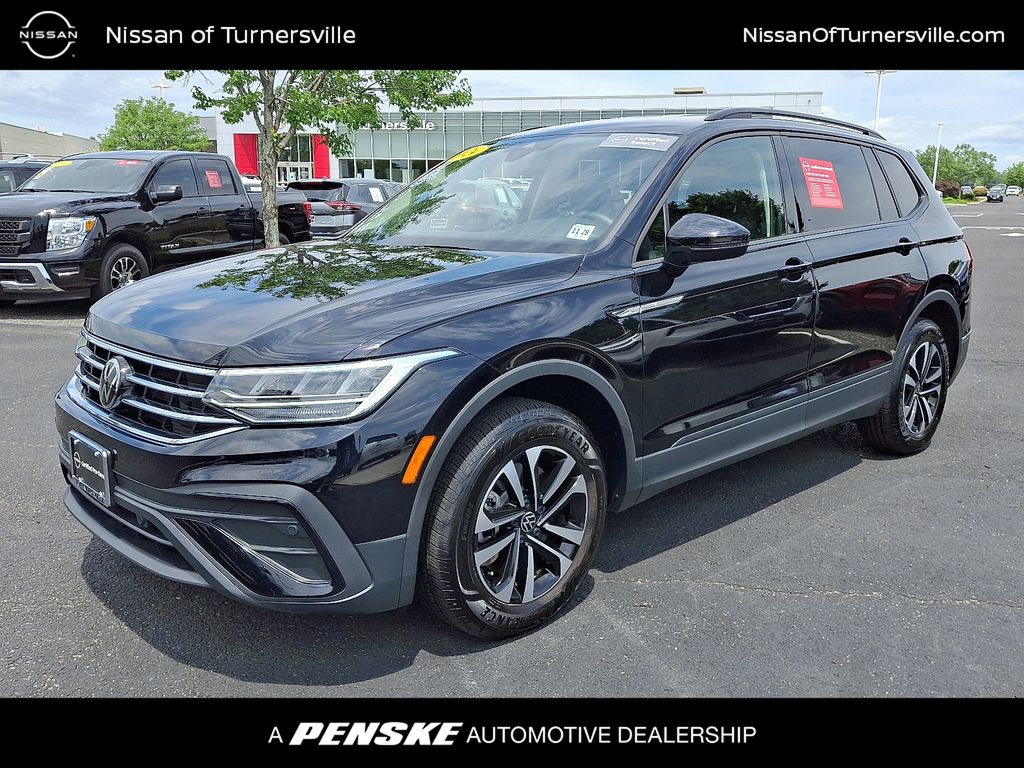 Thumbnail: 2024 Volkswagen Tiguan - 1