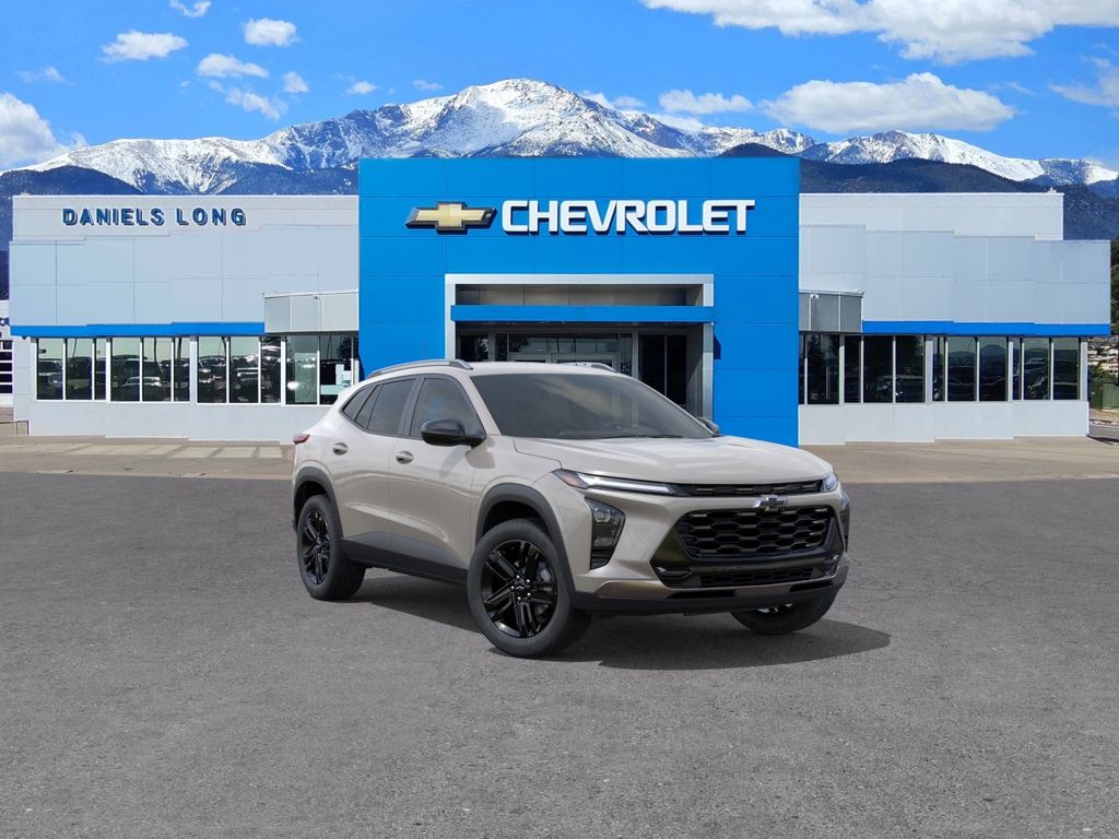 White Sands 2026 Chevrolet Trax Activ FWD SUV / Crossover Front-Wheel Drive 6-Speed Automatic