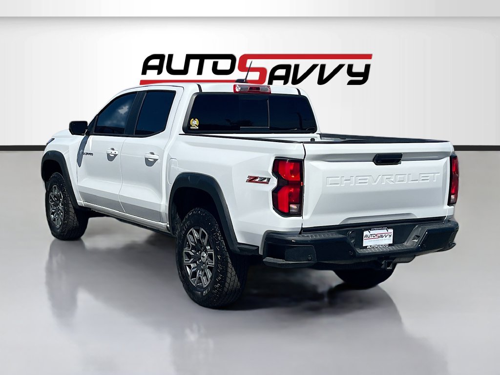 Used 2024 White Chevrolet Z71 image 5