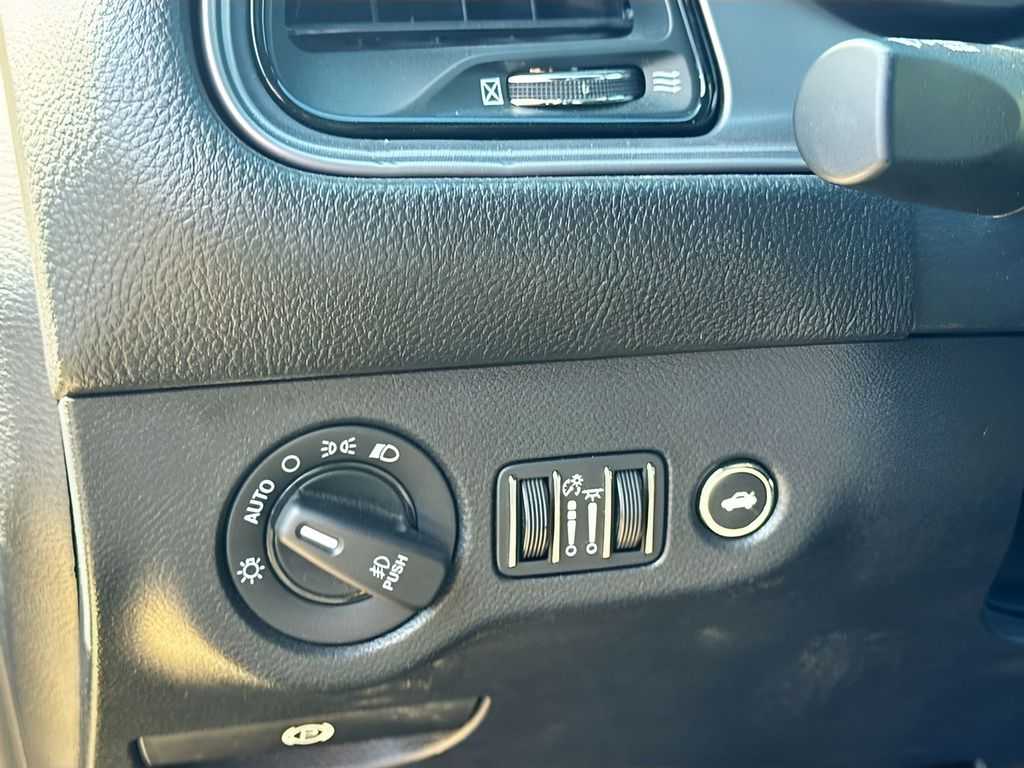 Used 2023 Gray Dodge R/T Scat Pack image 10