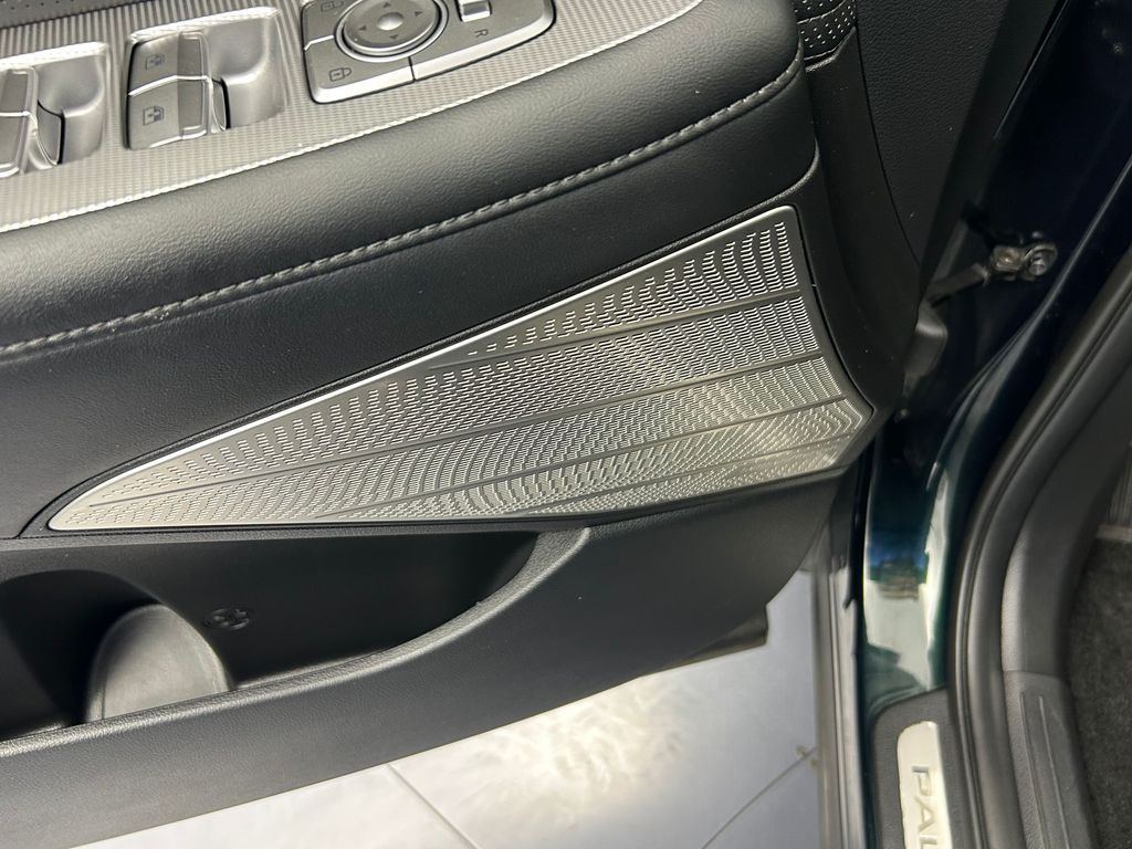 Used 2024 Robust Emerald Hyundai Calligraphy image 13