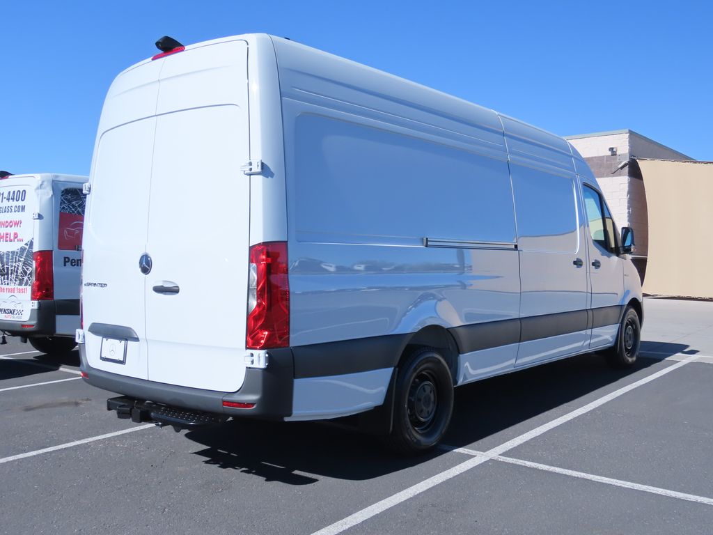 2024 Mercedes-Benz Sprinter 2500 5